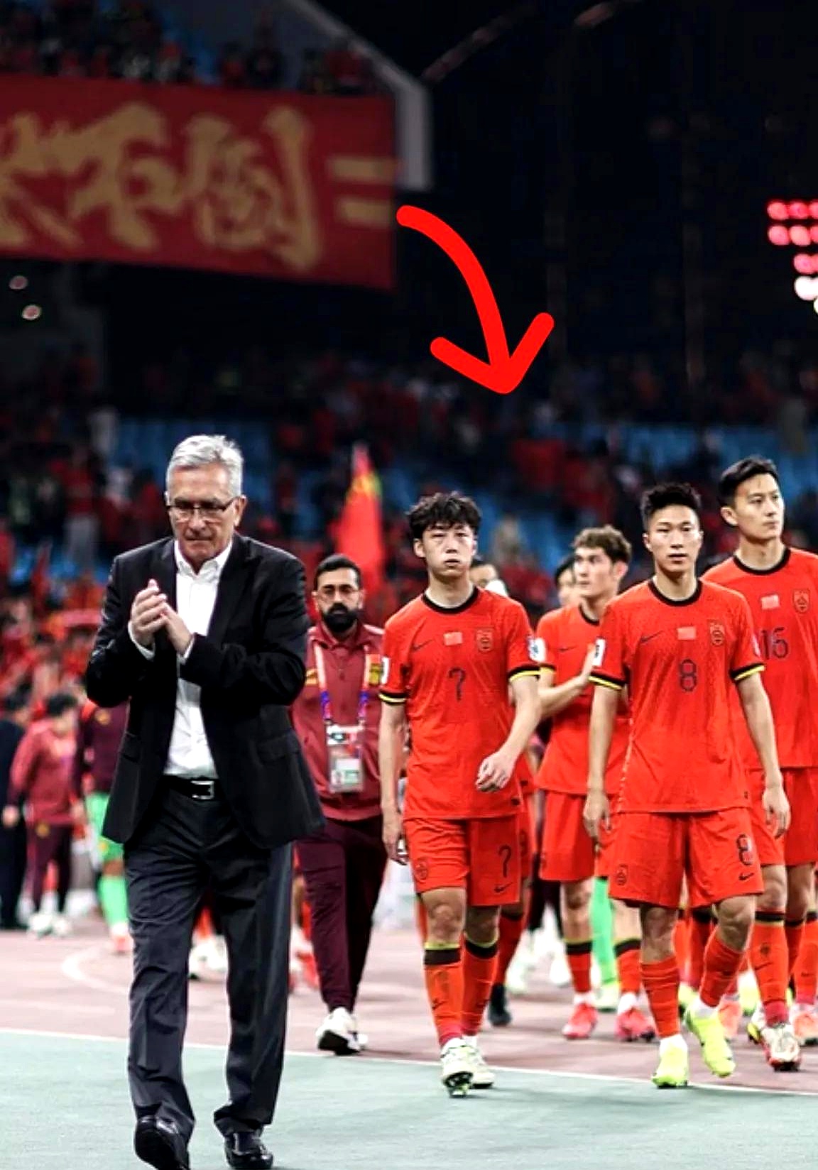 赛场外的风波，球员纷争不断