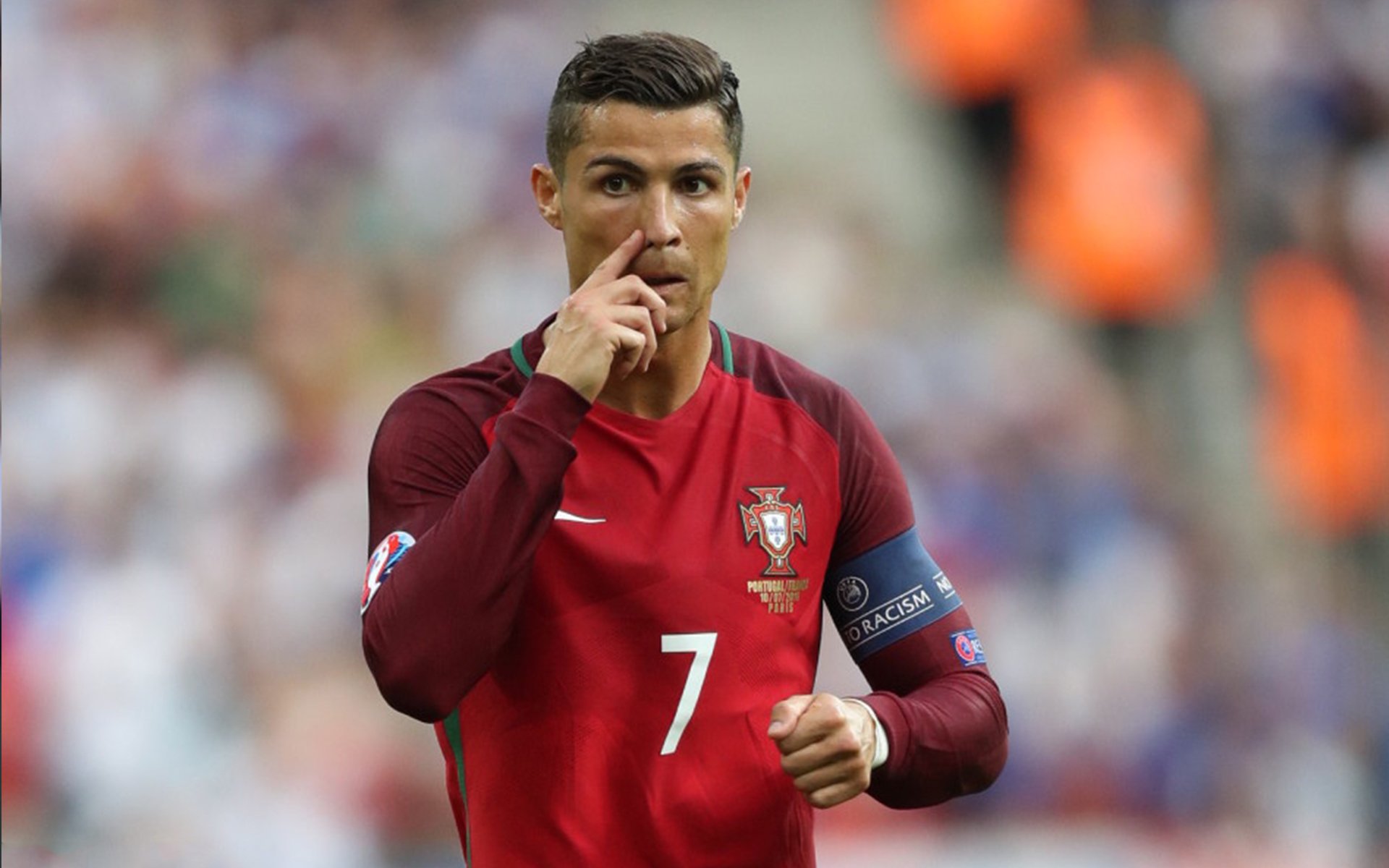 开云体育-史诗落幕，当巴西淘汰冰岛，一个关键先生照亮了北欧足球的暗面