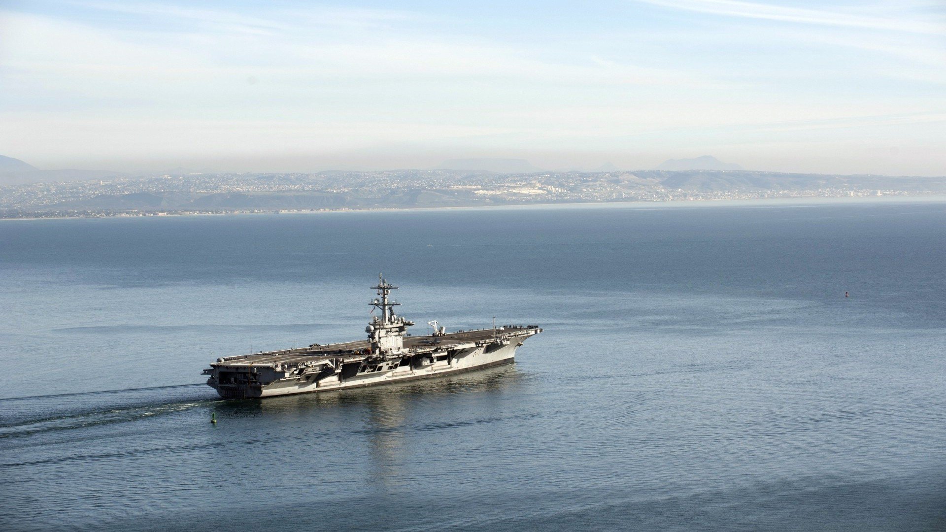 南方新贵撕裂苍穹，末节之王让草原猎手铩羽而归